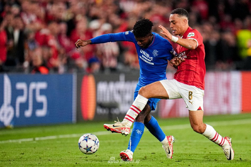 成为全球足 成为全球足