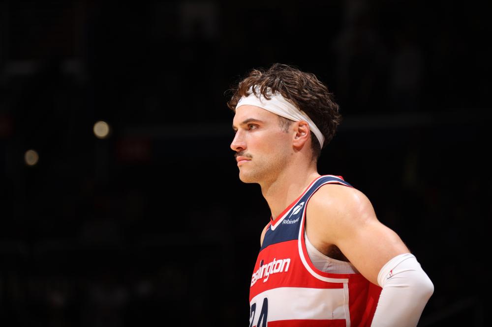 他们需要拿 他们需要拿